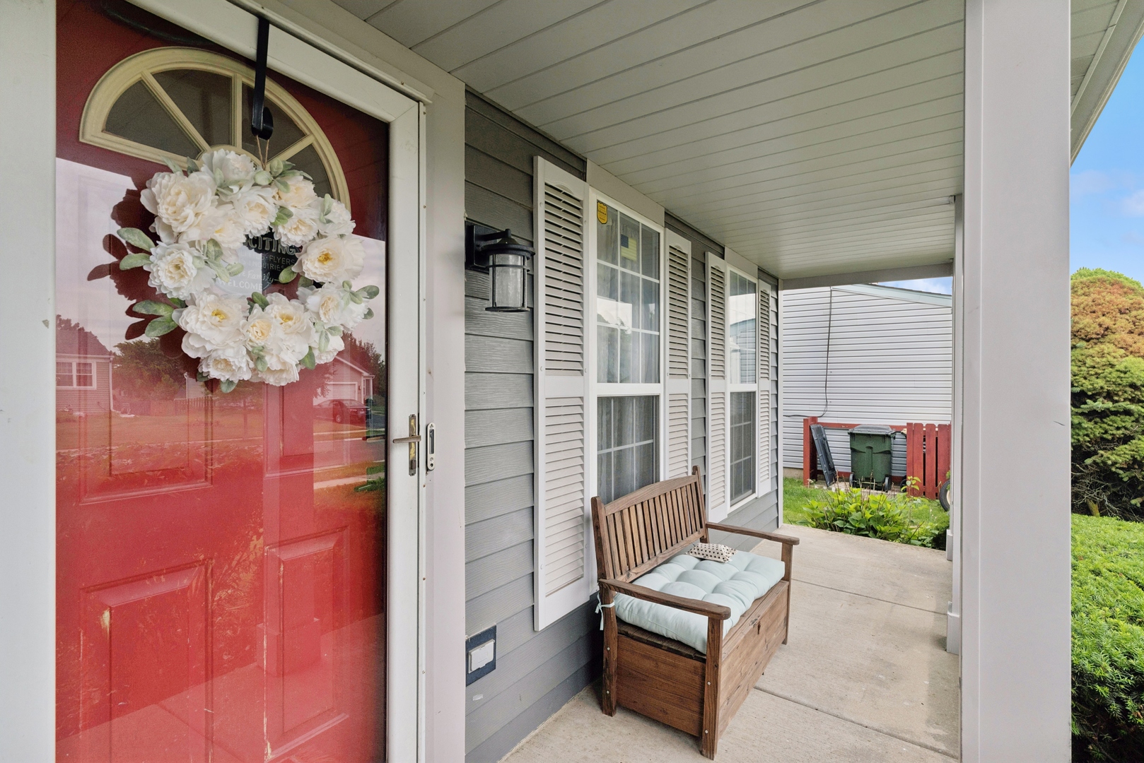 125 W Sprucewood Lane