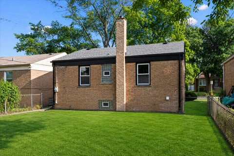 Tiny photo for 438 W 126th Place, Chicago, IL 60628 (MLS # 12749766)