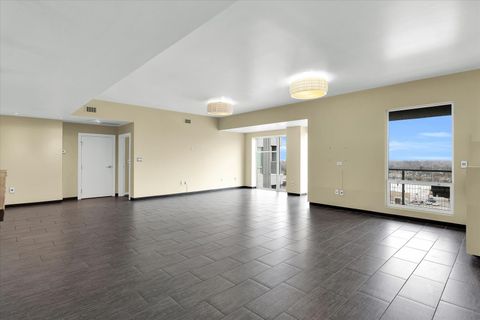 Tiny photo for 301 N Neil Street #808-809, Champaign, IL 61820 (MLS # 12481877)