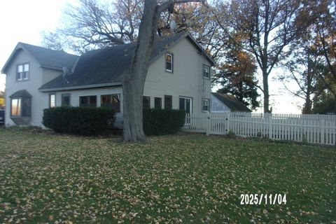 Tiny photo for 101 S Voss Grove, Martinton, IL 60951 (MLS # 12510480)