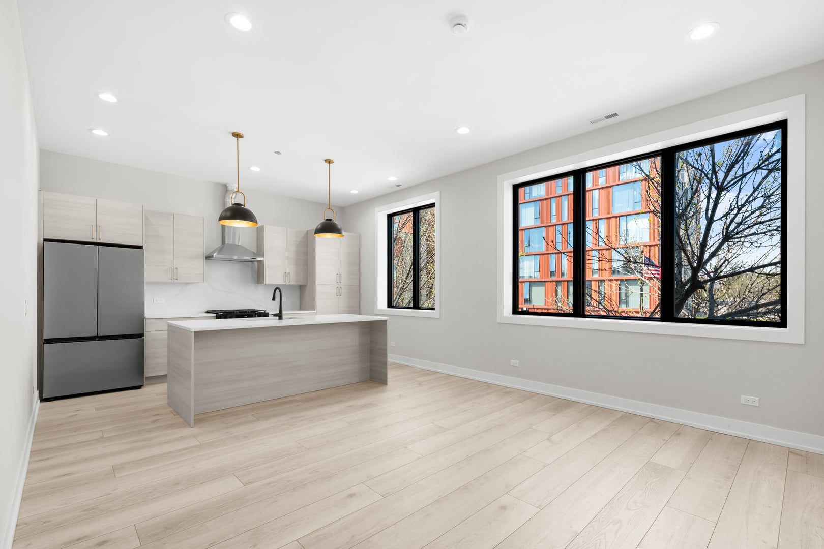 1331 W Taylor Street 3W