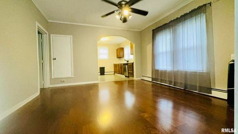 Tiny photo for 1206 S MAIN Street, Benton, IL 62812 (MLS # EB460619)