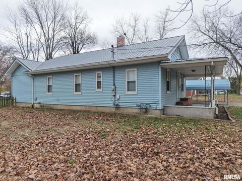 Tiny photo for 1206 S MAIN Street, Benton, IL 62812 (MLS # EB460619)