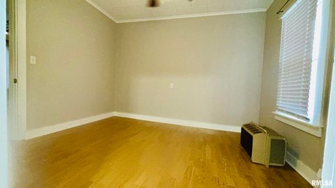 Tiny photo for 1206 S MAIN Street, Benton, IL 62812 (MLS # EB460619)