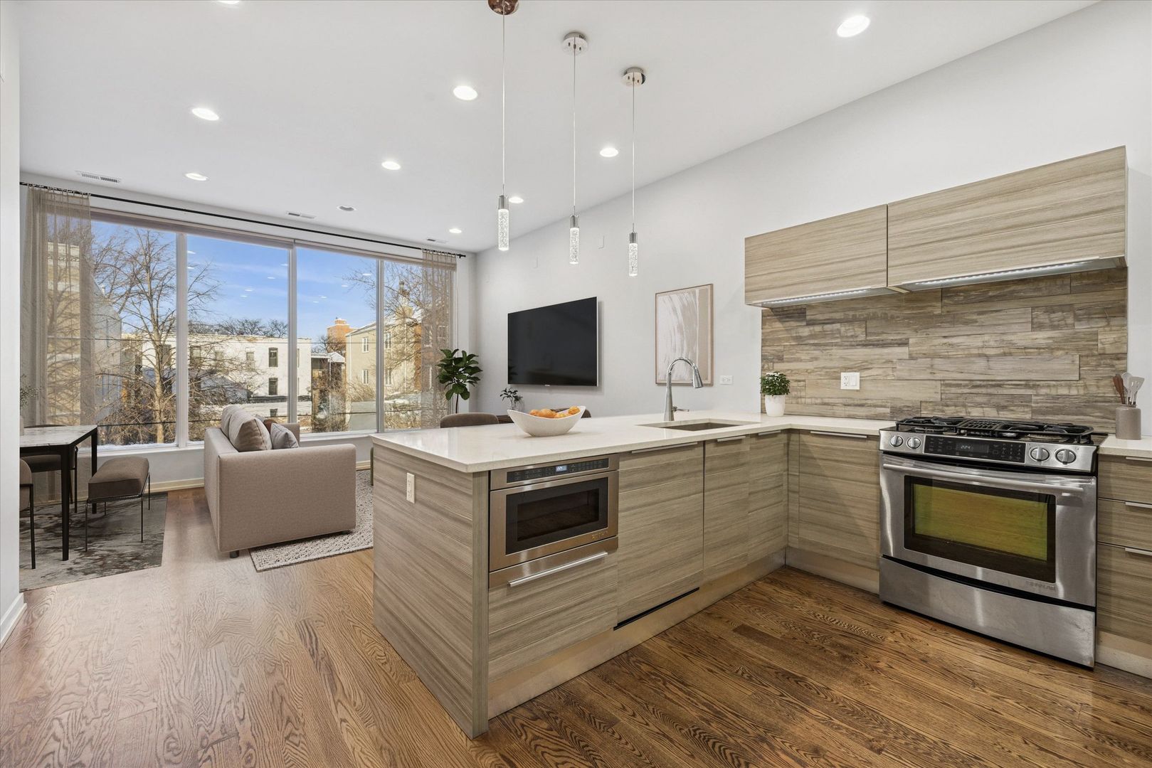 1457 W Erie Street 2