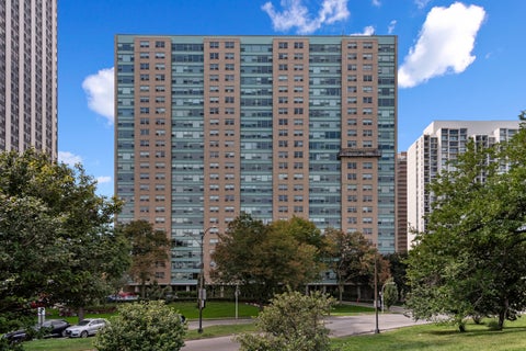 Photo of 3180 N Lake Shore Drive #17F, Chicago, IL 60657 (MLS # 12759992)
