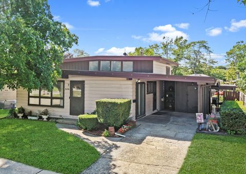 Photo of 3216 Emerald Avenue, Steger, IL 60475 (MLS # 12461177)