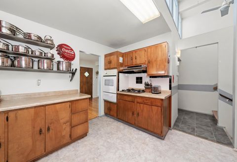 Tiny photo for 3216 Emerald Avenue, Steger, IL 60475 (MLS # 12461177)