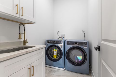 Tiny photo for 2411 N 77th Avenue, Elmwood Park, IL 60707 (MLS # 12576384)