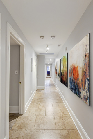 320 W Evergreen Avenue G