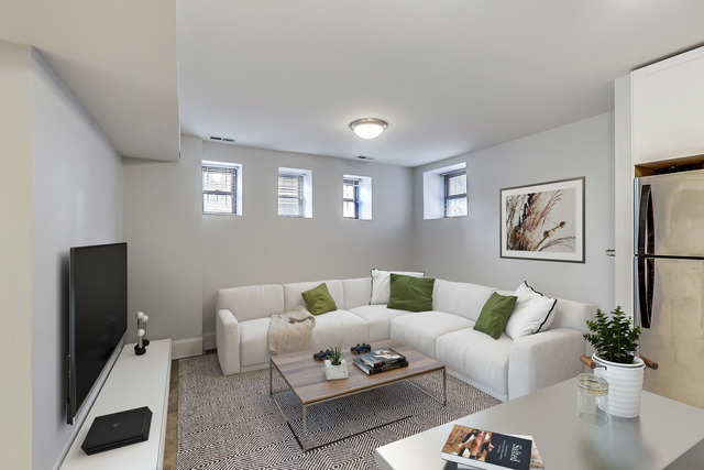 320 W Evergreen Avenue G