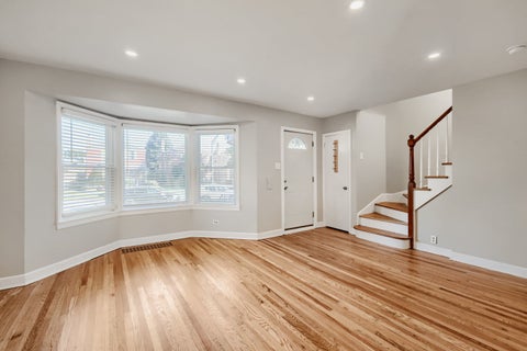 Tiny photo for 3904 Gladys Avenue, Bellwood, IL 60104 (MLS # 12792534)