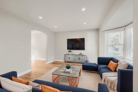 Tiny photo for 3904 Gladys Avenue, Bellwood, IL 60104 (MLS # 12792534)