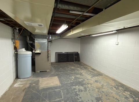 Tiny photo for 910 Catherine Street, Joliet, IL 60435 (MLS # 12654434)
