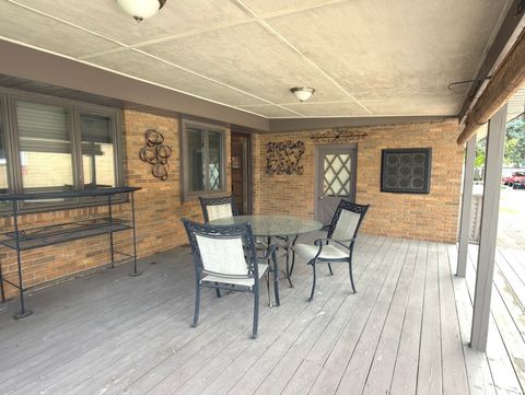 Tiny photo for 910 Catherine Street, Joliet, IL 60435 (MLS # 12654434)