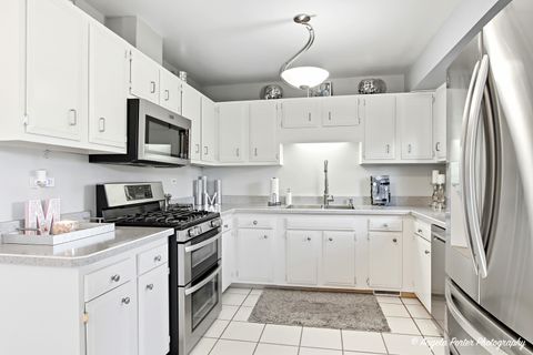 Tiny photo for 1607 Lakeland Avenue, McHenry, IL 60050 (MLS # 12489768)