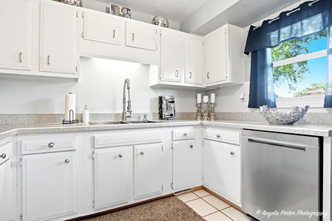 Tiny photo for 1607 Lakeland Avenue, McHenry, IL 60050 (MLS # 12489768)
