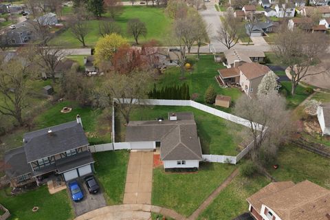 Tiny photo for 1198 ARROWWOOD Court, Aurora, IL 60504 (MLS # 12621563)