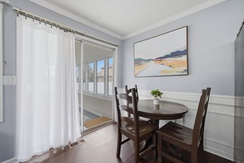 Tiny photo for 1198 ARROWWOOD Court, Aurora, IL 60504 (MLS # 12621563)