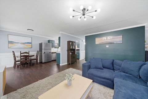 Tiny photo for 1198 ARROWWOOD Court, Aurora, IL 60504 (MLS # 12621563)