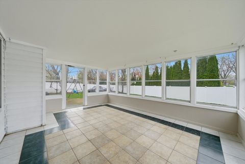 Tiny photo for 1198 ARROWWOOD Court, Aurora, IL 60504 (MLS # 12621563)