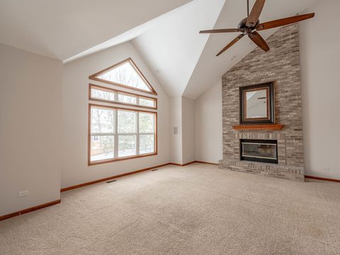 Tiny photo for 21 W Sandstone Court, South Elgin, IL 60177 (MLS # 12524024)
