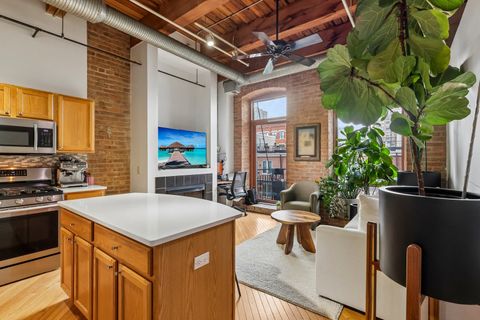 Tiny photo for 360 W Illinois Street #308, Chicago, IL 60654 (MLS # 12669878)