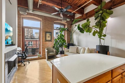 Tiny photo for 360 W Illinois Street #308, Chicago, IL 60654 (MLS # 12669878)