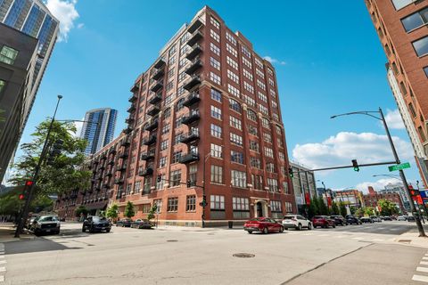 Photo of 360 W Illinois Street #308, Chicago, IL 60654 (MLS # 12669878)