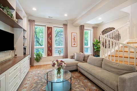 Tiny photo for 1445 N MOHAWK Street #2, Chicago, IL 60610 (MLS # 12666784)