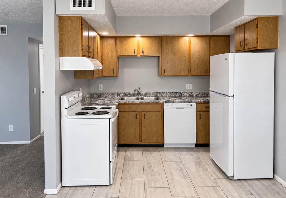 3405 Holiday Court 8