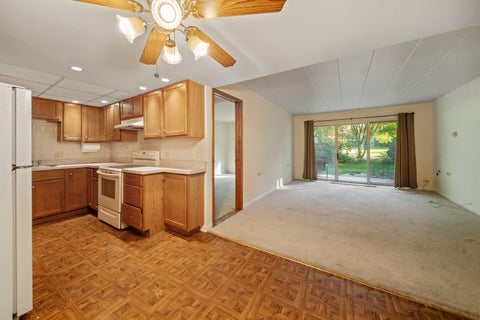 Tiny photo for 5300 Walnut Avenue #20a, Downers Grove, IL 60515 (MLS # 12778357)