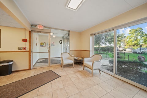 Tiny photo for 5300 Walnut Avenue #20a, Downers Grove, IL 60515 (MLS # 12778357)