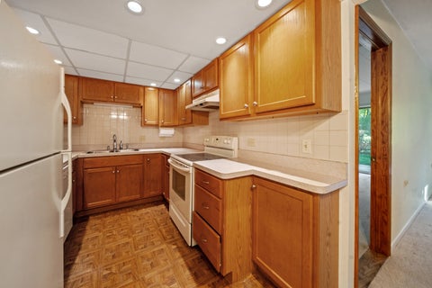 Tiny photo for 5300 Walnut Avenue #20a, Downers Grove, IL 60515 (MLS # 12778357)