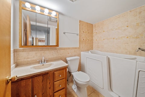 Tiny photo for 5300 Walnut Avenue #20a, Downers Grove, IL 60515 (MLS # 12778357)