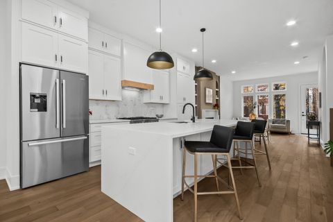 Tiny photo for 3430 W Lyndale Street, Chicago, IL 60647 (MLS # 12516486)