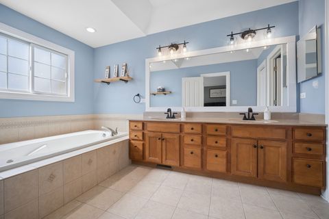 Tiny photo for 5235 GREENSHIRE Circle, Lake In The Hills, IL 60156 (MLS # 12656278)
