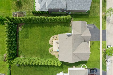 Tiny photo for 5235 GREENSHIRE Circle, Lake In The Hills, IL 60156 (MLS # 12656278)