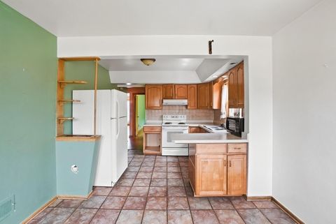 Tiny photo for 6354 S Austin Avenue, Chicago, IL 60638 (MLS # 12643328)