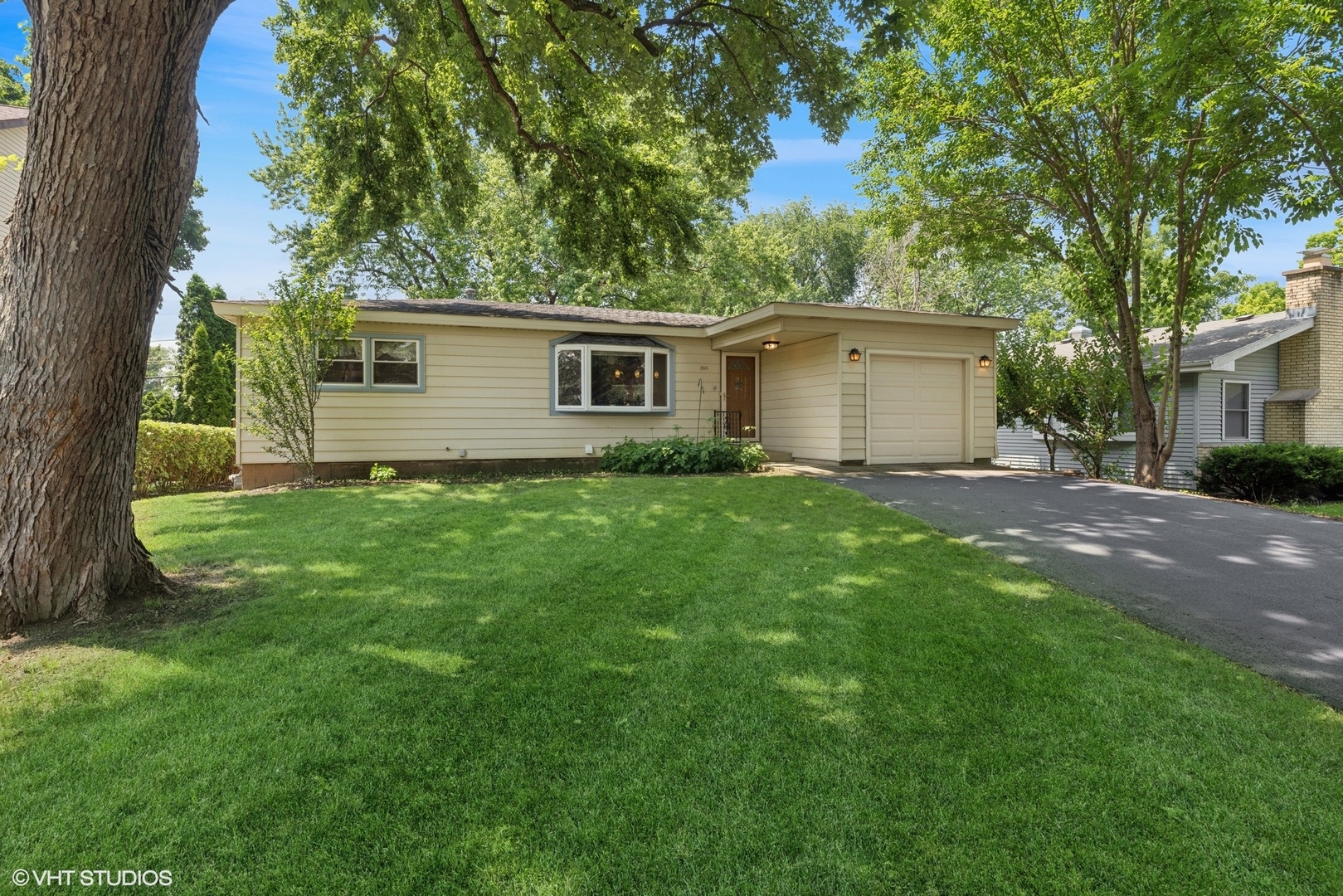 3513 Woodland Circle