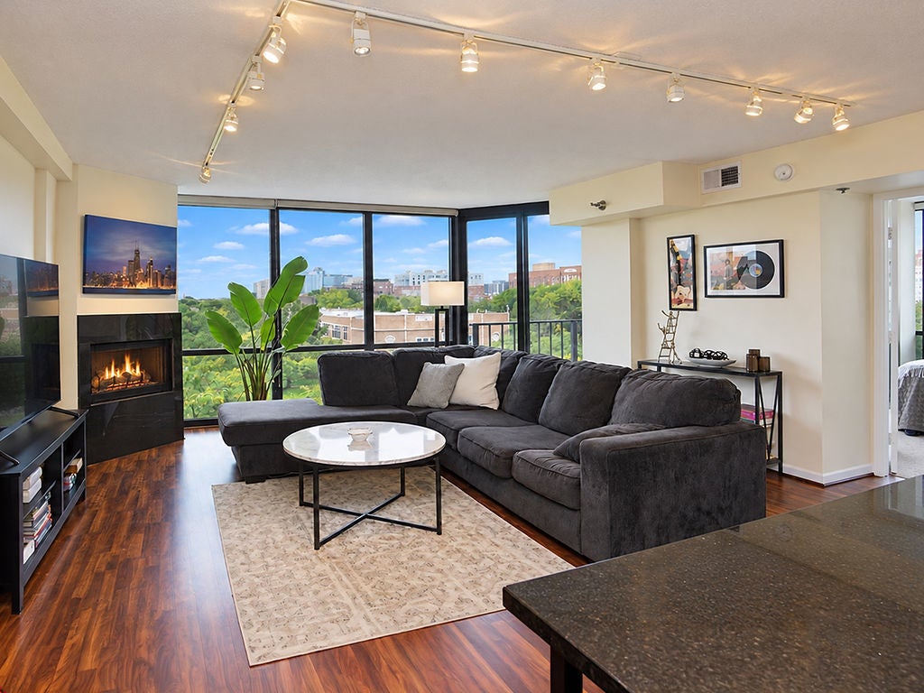 1309 N WELLS Avenue 501