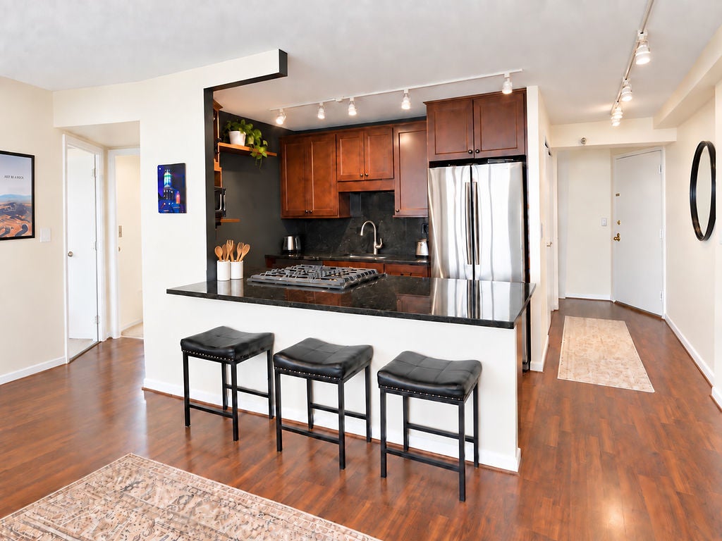 1309 N WELLS Avenue 501