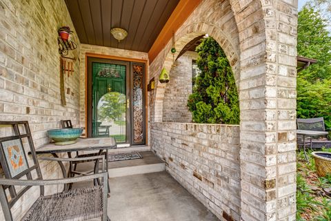 Tiny photo for 6732 W 113th Place, Worth, IL 60482 (MLS # 12556174)