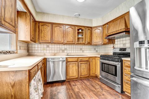 Tiny photo for 6732 W 113th Place, Worth, IL 60482 (MLS # 12556174)