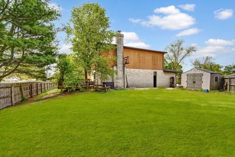 Tiny photo for 6732 W 113th Place, Worth, IL 60482 (MLS # 12556174)