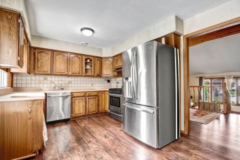 Tiny photo for 6732 W 113th Place, Worth, IL 60482 (MLS # 12556174)