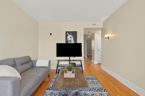 Tiny photo for 6401 W 23rd Street #5, Berwyn, IL 60402 (MLS # 12472309)