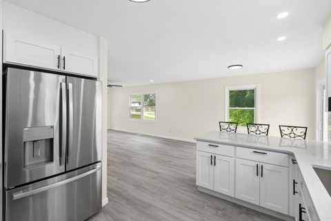 Tiny photo for 645 Suncrest Court, Sherrard, IL 61281 (MLS # 12631477)