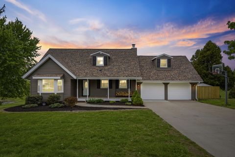 Photo of 645 Suncrest Court, Sherrard, IL 61281 (MLS # 12631477)