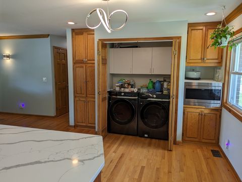 Tiny photo for 381 W Millers Road, Des Plaines, IL 60016 (MLS # 12559113)